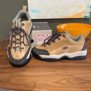 Salomon Women’s Hiking Shoe